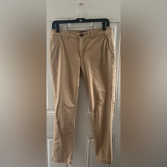 Banana Republic Khaki Jeans Size 4 - Picture 3 of 11